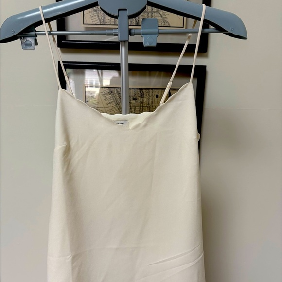 J Crew Cream Scalloped Camisole Spaghetti Strap Size 4 - Picture 2 of 4